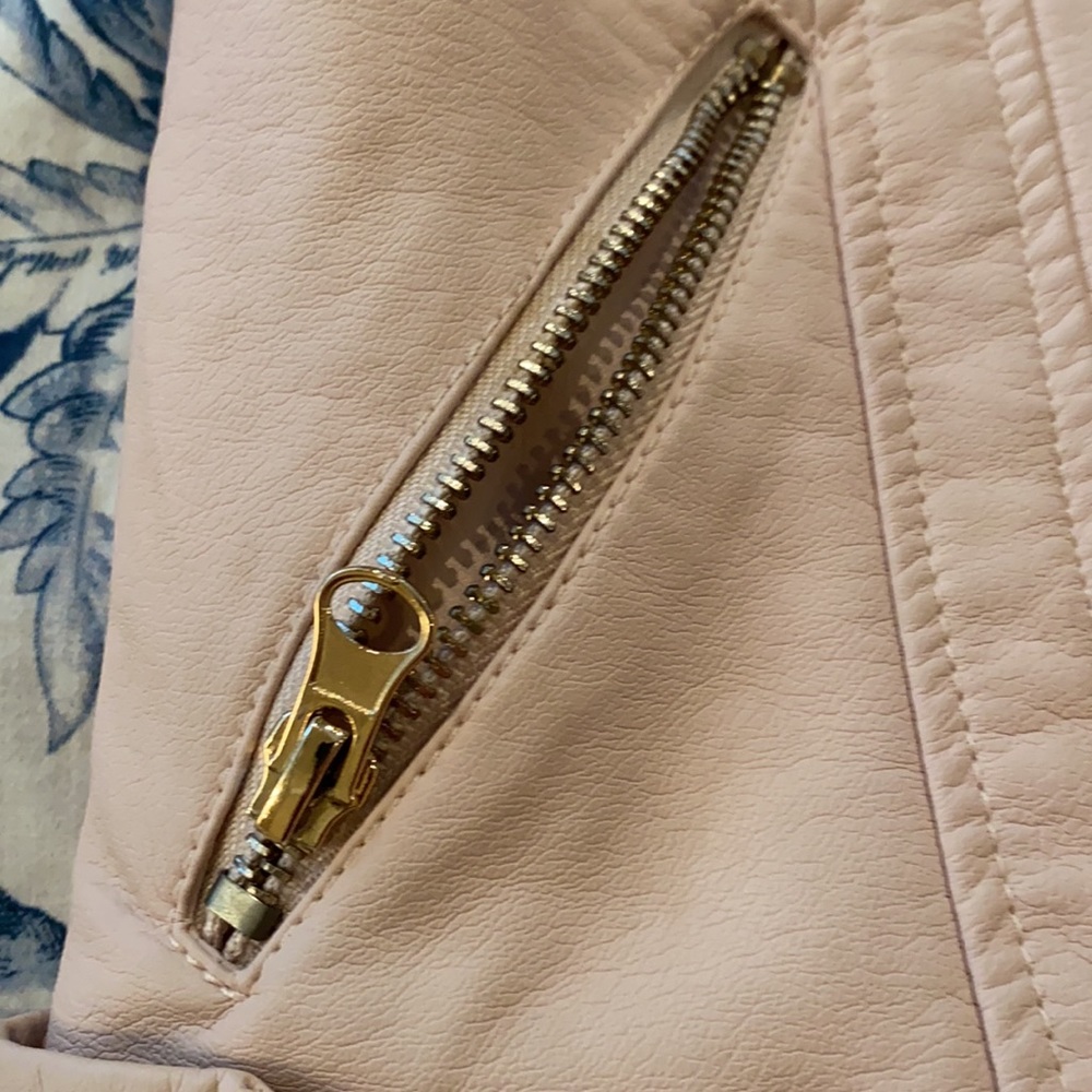 Jacket - Picture 3 of 4
